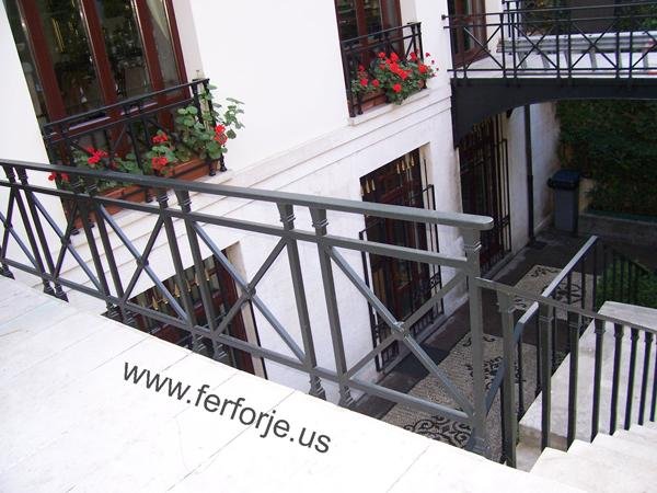Ferforje Balkon ve Merdiven Korkuluğu