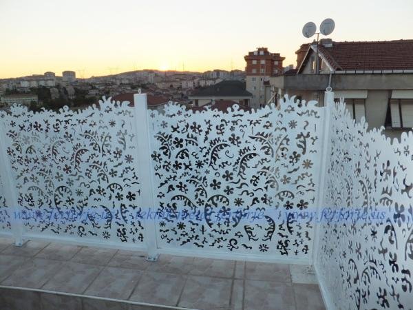 Lazer Kesim Balkon Korkulukları